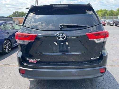 2018 Toyota Highlander SE