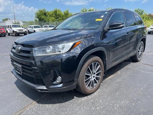 2018 Toyota Highlander SE