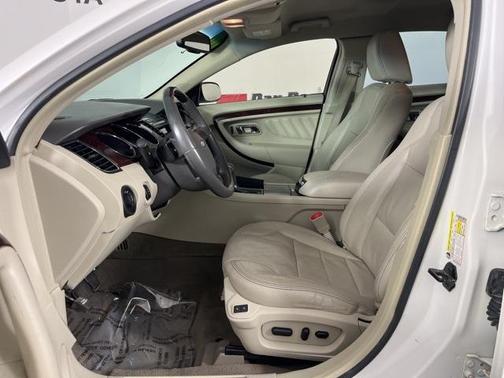 2010 Ford Taurus Limited