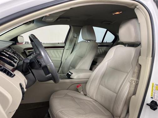 2010 Ford Taurus Limited
