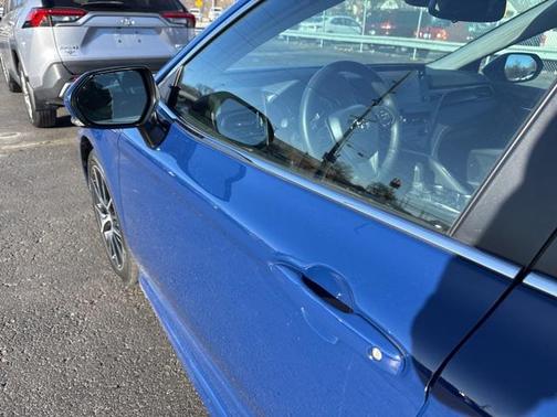 2024 Toyota Camry Hybrid SE