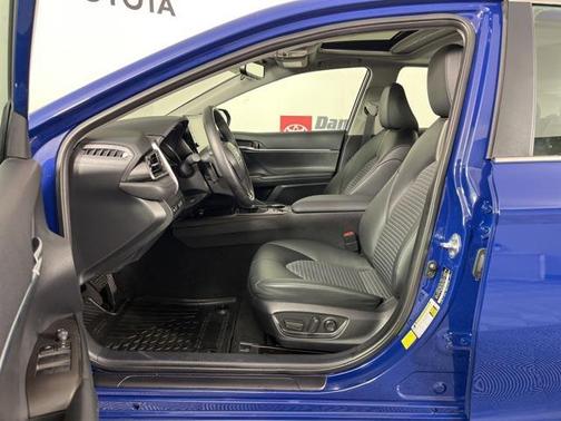 2024 Toyota Camry Hybrid SE