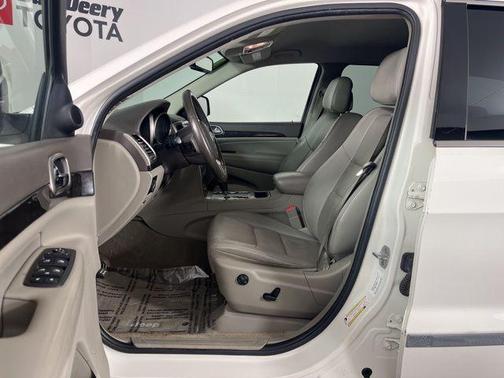 2011 Jeep Grand Cherokee Laredo