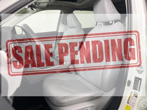 Wind Chill Pearl 2023 Toyota Highlander XLE