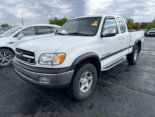 Natural White 2001 Toyota Tundra SR5
