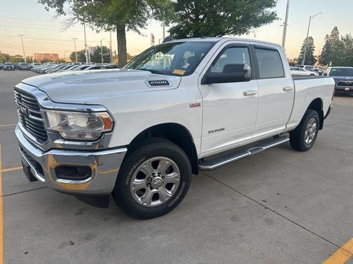 2019 RAM 2500 Big Horn Crew Cab 4x4 6'4' Box
