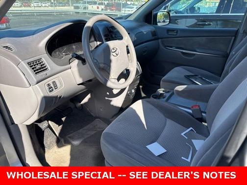 2007 Toyota Sienna LE