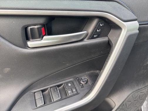 Magnetic Gray Metallic/Midnight Black Metallic 2024 Toyota RAV4 Hybrid SE