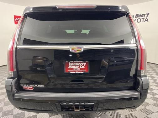 2015 Cadillac Escalade Luxury