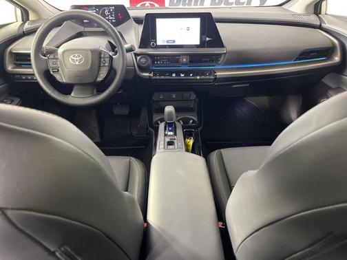 2024 Toyota Prius XLE