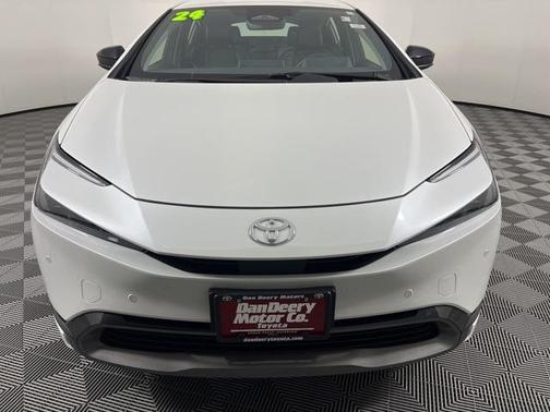 2024 Toyota Prius XLE