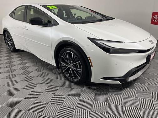 2024 Toyota Prius XLE