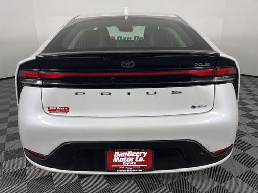 2024 Toyota Prius XLE