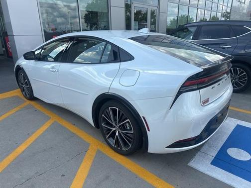 2024 Toyota Prius XLE