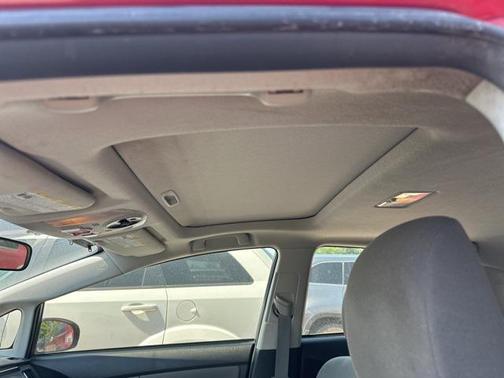 2014 Toyota Prius Three