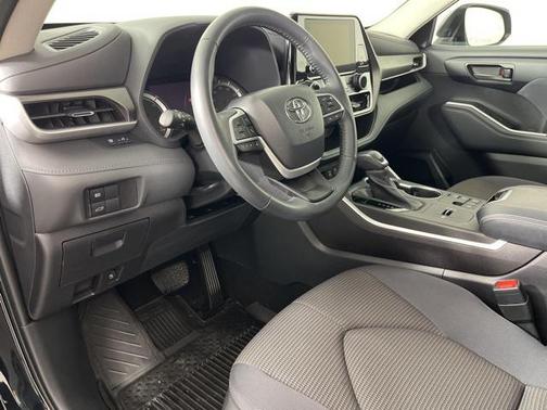2023 Toyota Highlander Hybrid LE