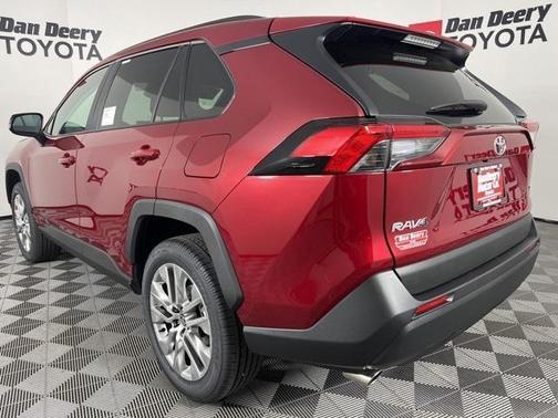2025 Toyota RAV4 XLE Premium