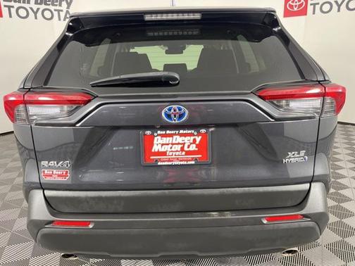 2020 Toyota RAV4 Hybrid XLE