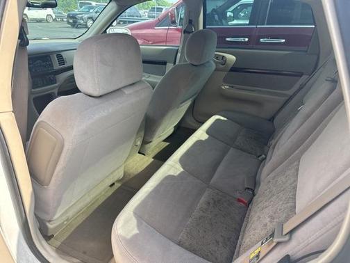 2004 Chevrolet Impala LS