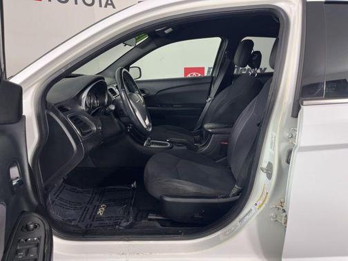 Bright White Clearcoat 2013 Chrysler 200 Touring