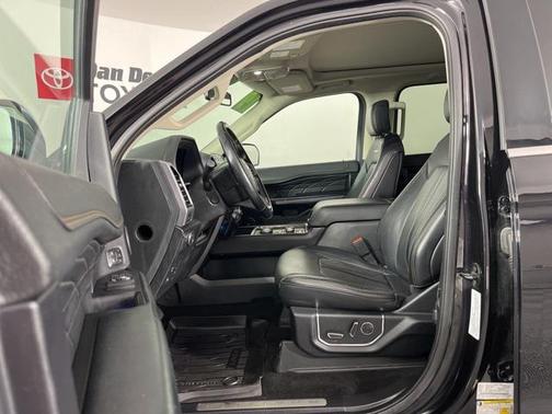 2019 Ford Expedition Max Platinum