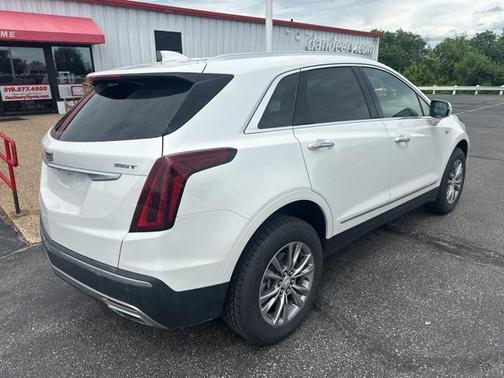 2023 Cadillac XT5 Premium Luxury