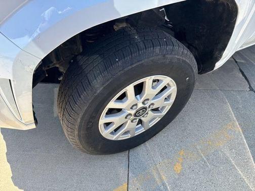 Ice Cap 2024 Toyota Tacoma SR5
