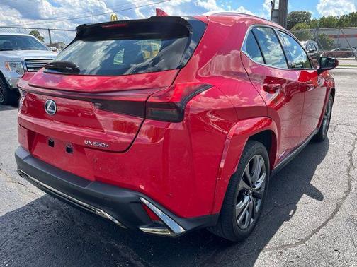 Redline 2022 Lexus UX 250h F Sport