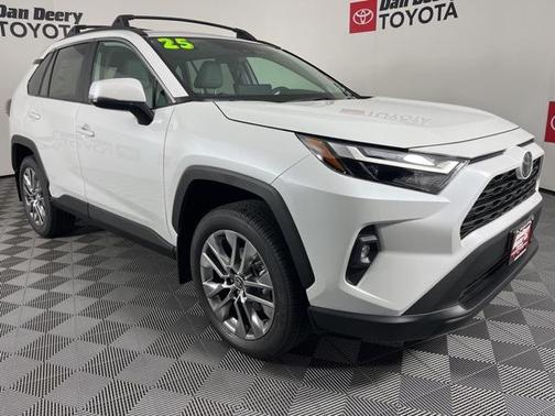 2025 Toyota RAV4 XLE Premium