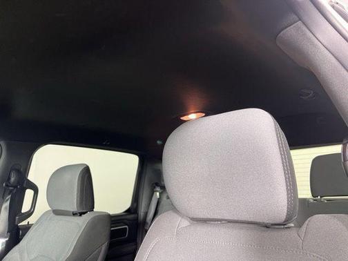 Bright White Clearcoat 2024 RAM 1500 Big Horn/Lone Star