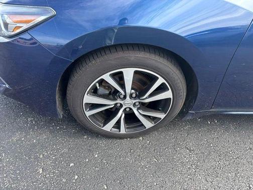 Deep Blue Pearl 2018 Nissan Maxima 3.5 Platinum