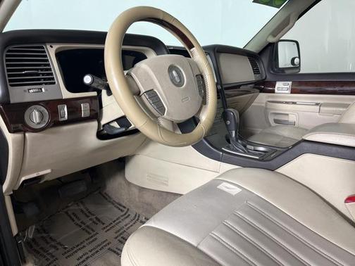 2003 Lincoln Aviator Base