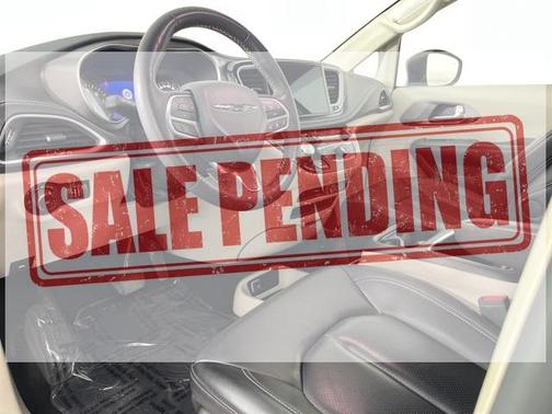 2023 Chrysler Pacifica Touring-L