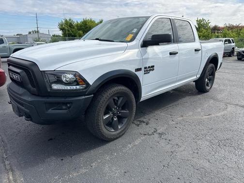 2020 RAM 1500 Classic Warlock Crew Cab 4x4 5'7' Box