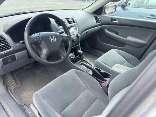 Alabaster Silver Metallic 2007 Honda Accord SE