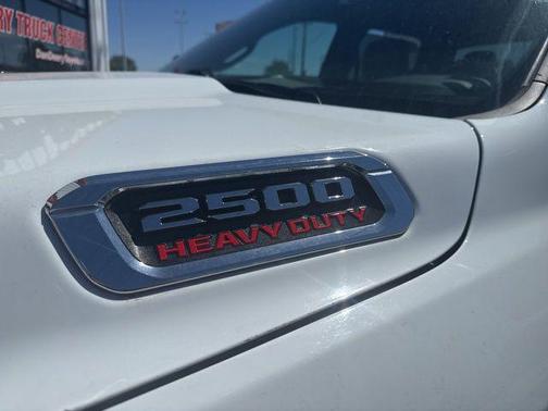 Bright White Clearcoat 2024 RAM 2500 Big Horn Crew Cab 4x4 6'4' Box