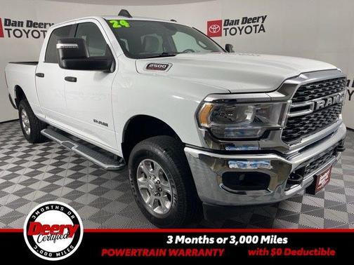 Bright White Clearcoat 2024 RAM 2500 Big Horn Crew Cab 4x4 6'4' Box
