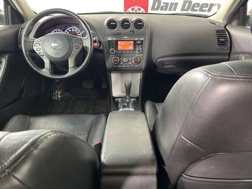 Super Black Clearcoat 2010 Nissan Altima 3.5 SR