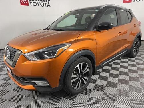 2020 Nissan Kicks SR