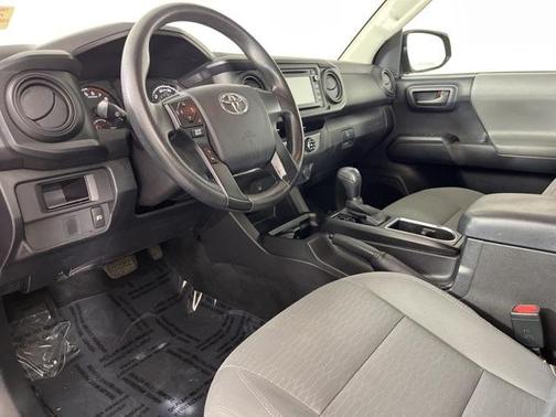 2016 Toyota Tacoma SR