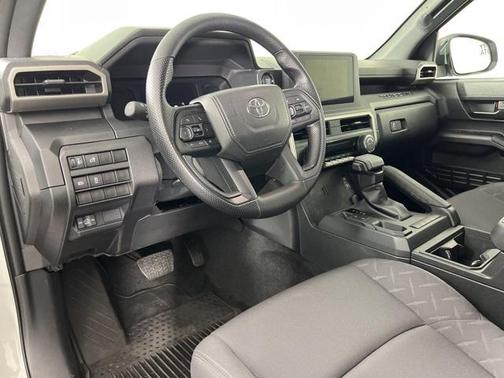 2025 Toyota Tacoma SR