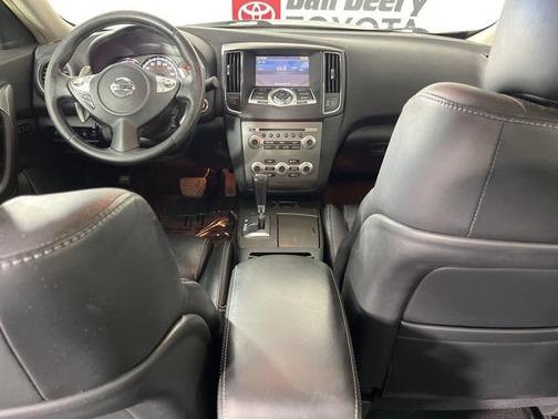 2014 Nissan Maxima SV
