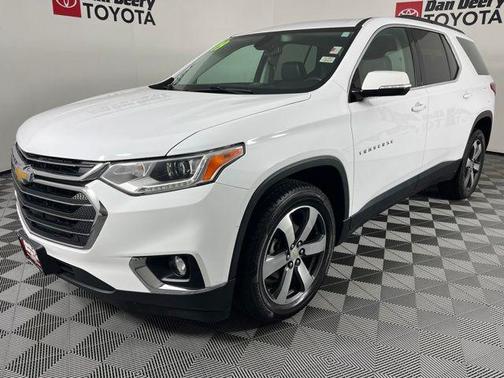Summit White 2019 Chevrolet Traverse LT Leather