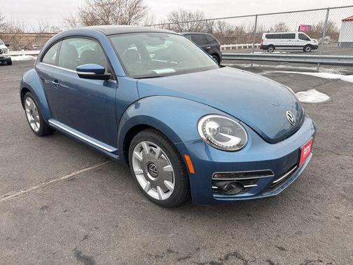 2019 Volkswagen Beetle 2.0T SE