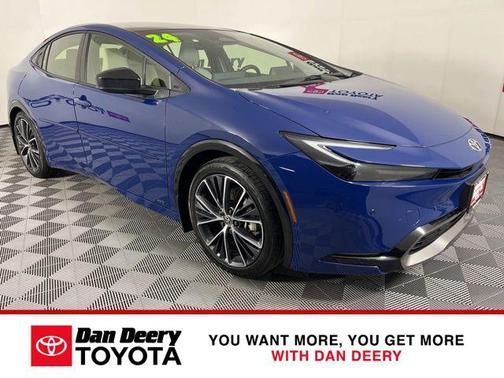 2024 Toyota Prius XLE