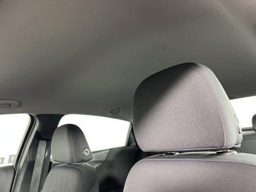 Silver Ice Metallic 2016 Chevrolet Malibu 1LT