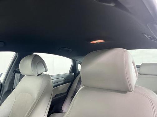 2017 Hyundai SONATA Sport 2.0T
