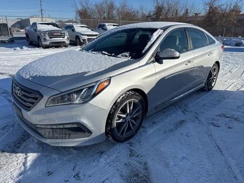 2017 Hyundai SONATA Sport 2.0T