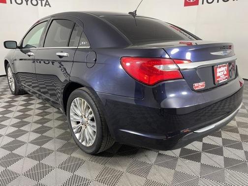 2012 Chrysler 200 Limited