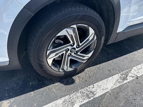 2023 Hyundai SANTA FE SEL 2.4